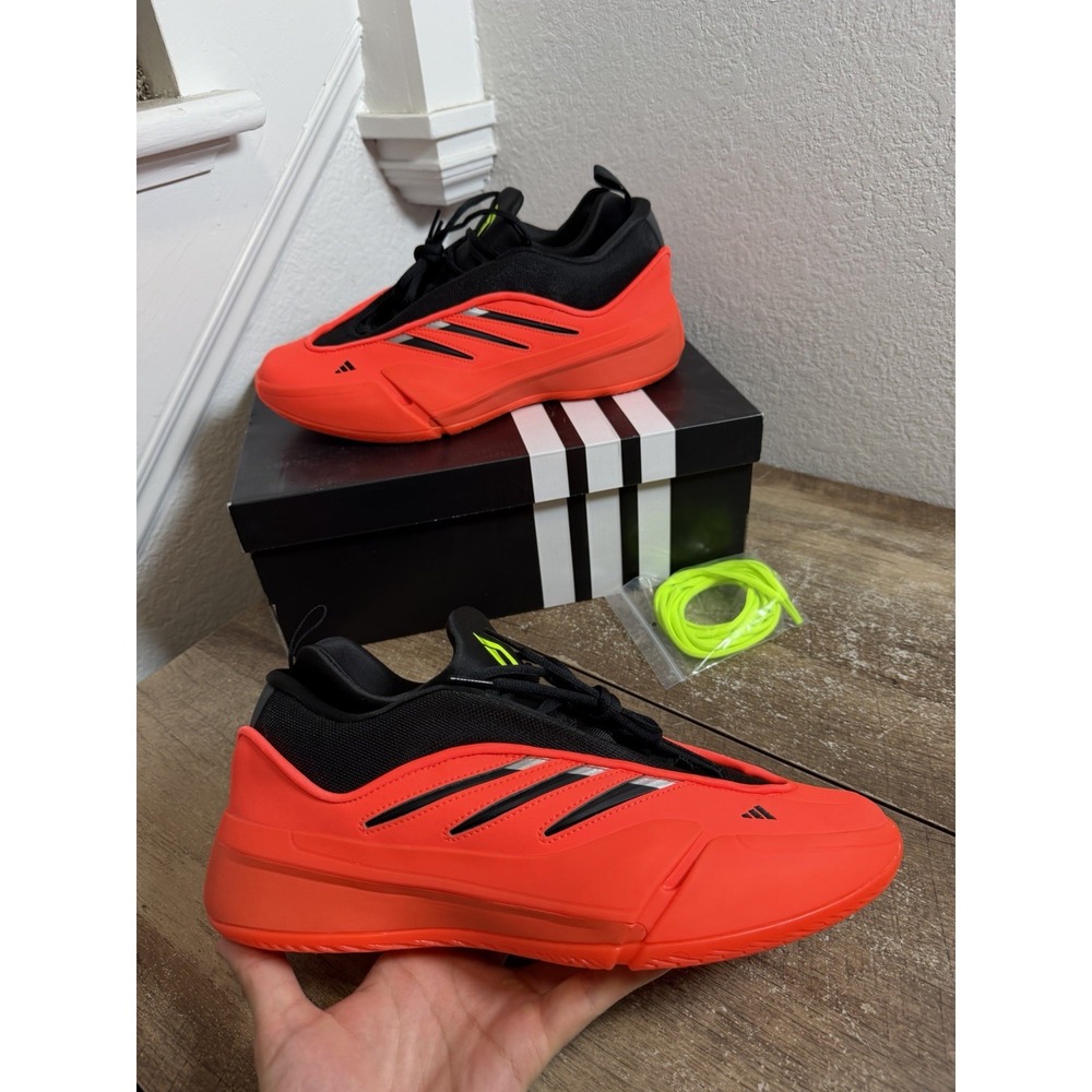 adidas Dame 9 Solar Red Men's Size 10.5 Low Top NEW Sneakers Lace-Up IE3627